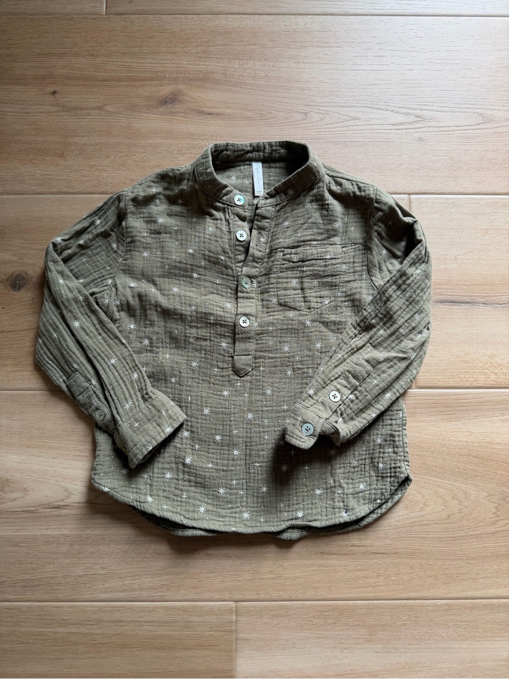 Rylee + Cru Olive Star Dress Shirt